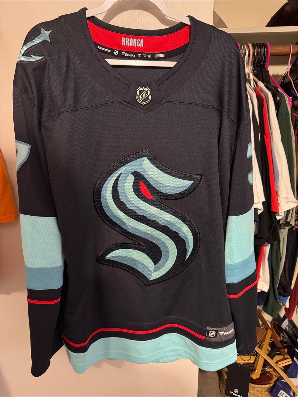 Seattle Kraken Fanatics Breakaway Jersey NWT